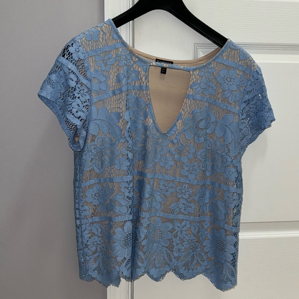 Express lace top